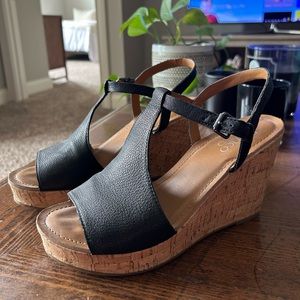 MOVING SALE- Wedge sandals
